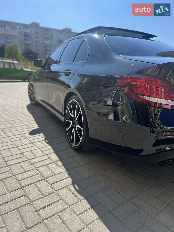 Седан Mercedes-Benz E-Class 2018 в Дніпрі