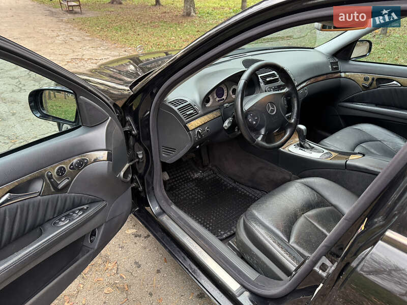 Седан Mercedes-Benz E-Class 2002 в Харькове