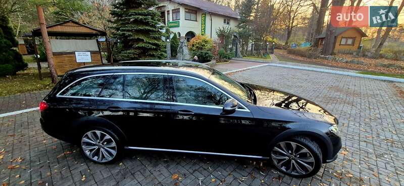 Универсал Mercedes-Benz E-Class 2018 в Дрогобыче