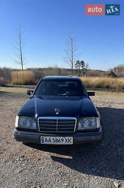Седан Mercedes-Benz E-Class 1988 в Дмитровке