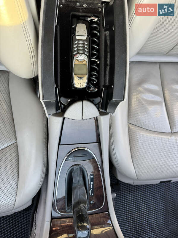 Седан Mercedes-Benz E-Class 2004 в Киеве