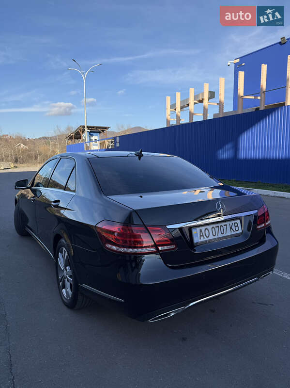 Седан Mercedes-Benz E-Class 2013 в Мукачево