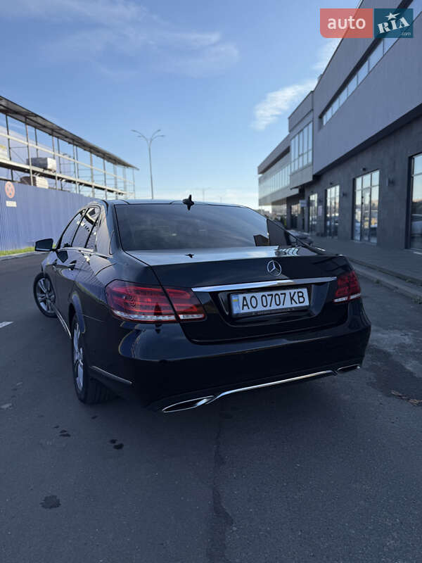 Седан Mercedes-Benz E-Class 2013 в Мукачево