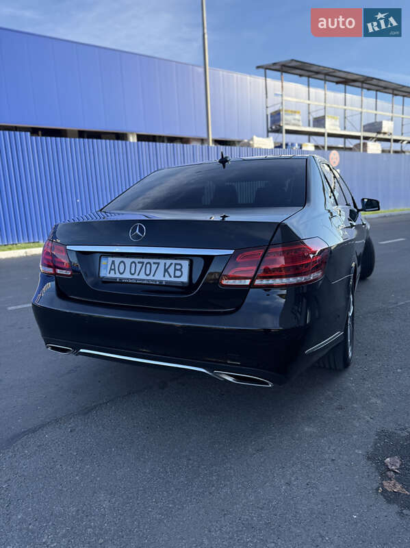 Седан Mercedes-Benz E-Class 2013 в Мукачево