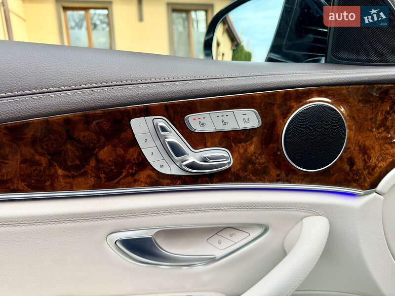 Седан Mercedes-Benz E-Class 2017 в Луцке