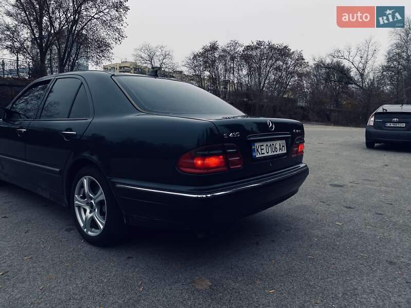 Седан Mercedes-Benz E-Class 2001 в Дніпрі