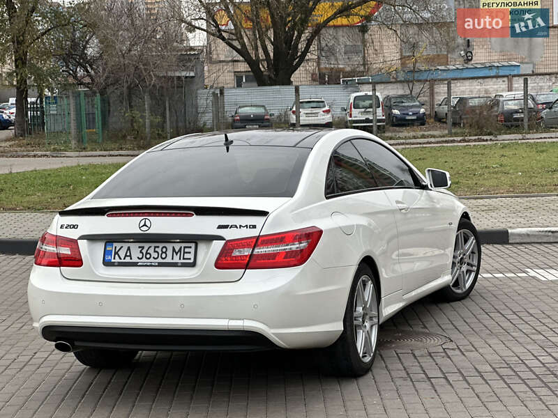 Mercedes-Benz E-Class 2012