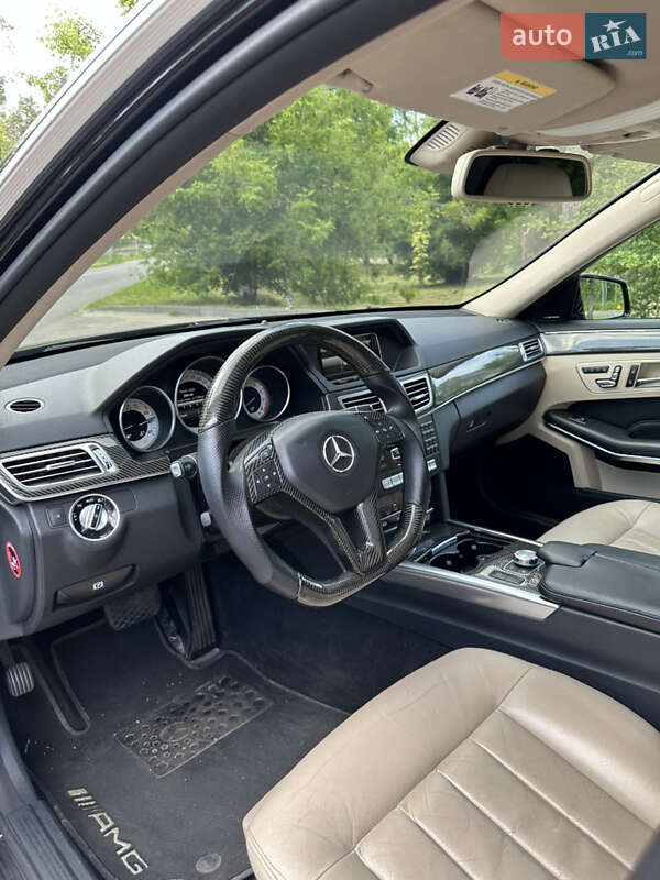 Седан Mercedes-Benz E-Class 2013 в Черкассах