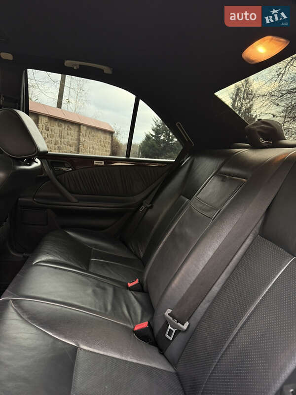 Седан Mercedes-Benz E-Class 2001 в Черновцах фото 22 Седан Mercedes-Benz E-Class 2001 в Черновцах