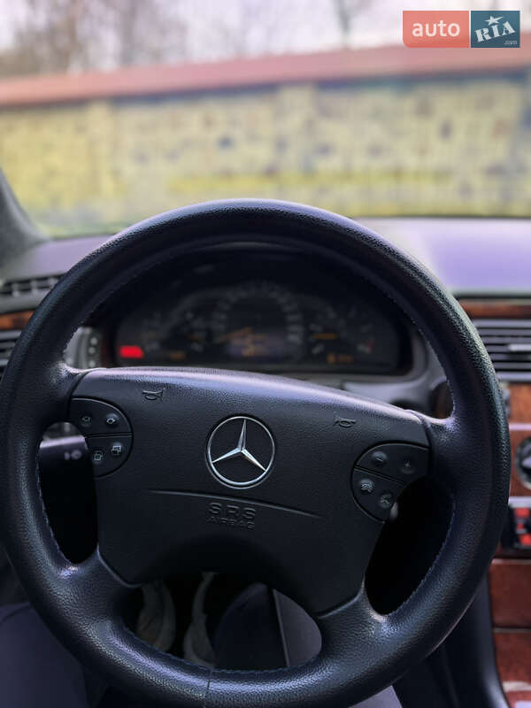 Седан Mercedes-Benz E-Class 2001 в Черновцах фото 26 Седан Mercedes-Benz E-Class 2001 в Черновцах