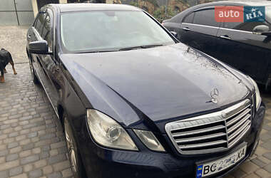 Седан Mercedes-Benz E-Class 2012 в Золочеве