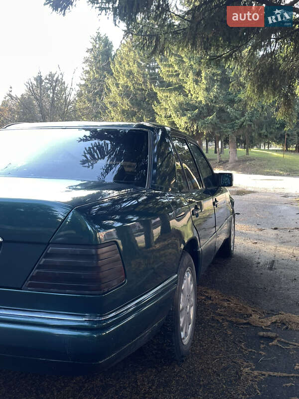 Седан Mercedes-Benz E-Class 1995 в Бурштыне фото 7 Седан Mercedes-Benz E-Class 1995 в Бурштыне