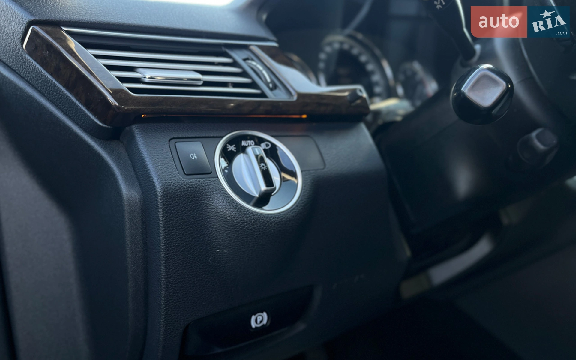 2013 Mercedes-Benz E-klasse - мініатюра 15