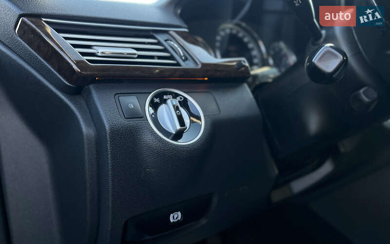 Седан Mercedes-Benz E-Class 2013 в Мукачево