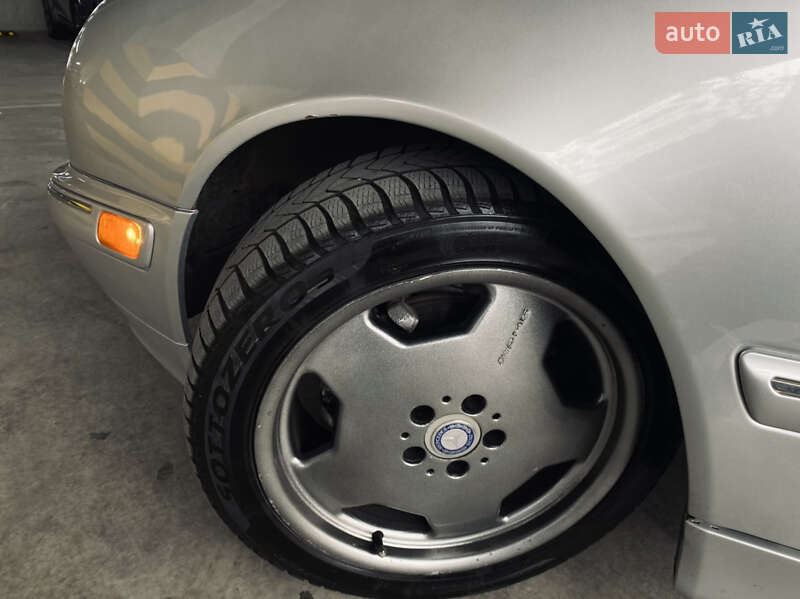 Седан Mercedes-Benz E-Class 2002 в Одесі