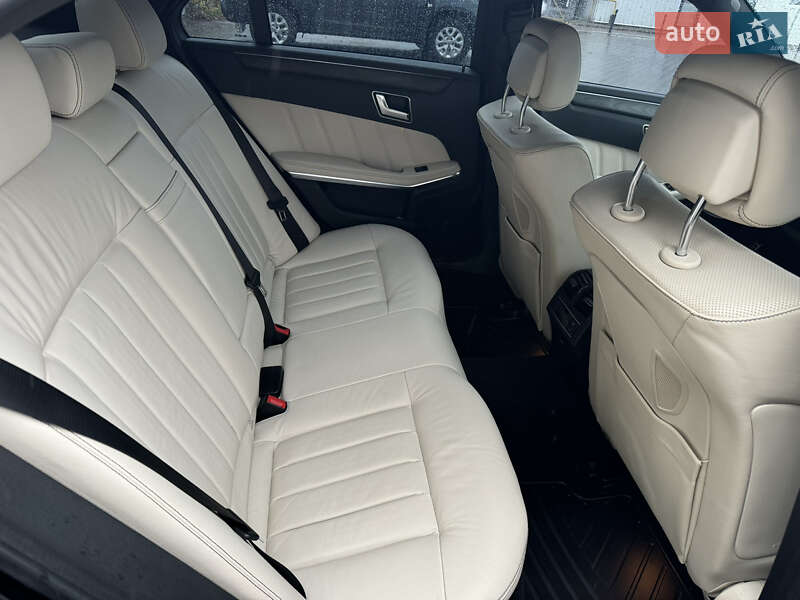 Седан Mercedes-Benz E-Class 2015 в Виннице