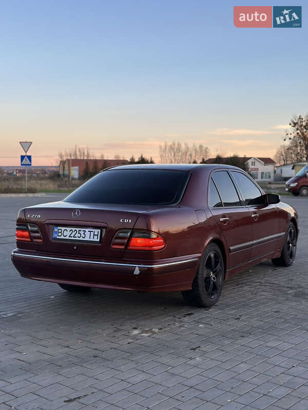 Седан Mercedes-Benz E-Class 2001 в Шептицькому