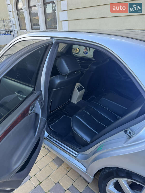 Седан Mercedes-Benz E-Class 2000 в Могилев-Подольске