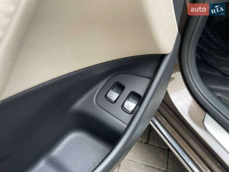 Седан Mercedes-Benz E-Class 2017 в Києві фото 10 Седан Mercedes-Benz E-Class 2017 в Києві