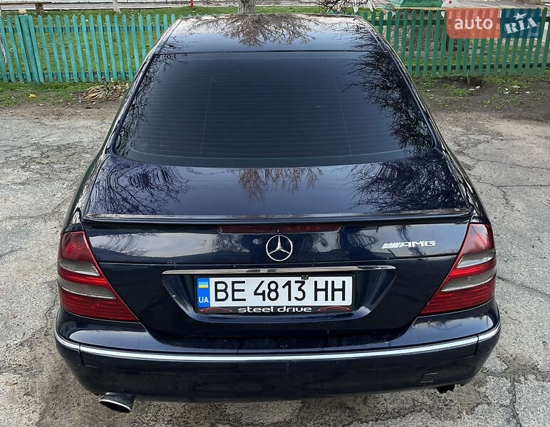 Седан Mercedes-Benz E-Class 2002 в Николаеве