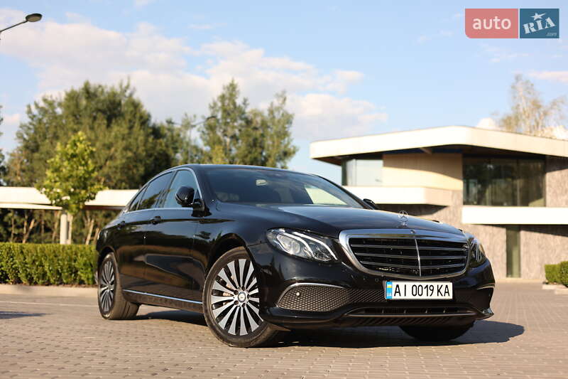 Седан Mercedes-Benz E-Class 2018 в Киеве