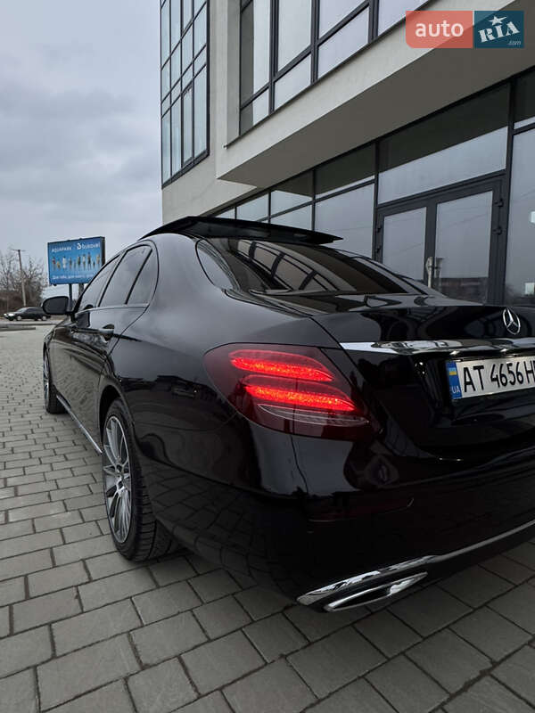 Седан Mercedes-Benz E-Class 2016 в Ивано-Франковске