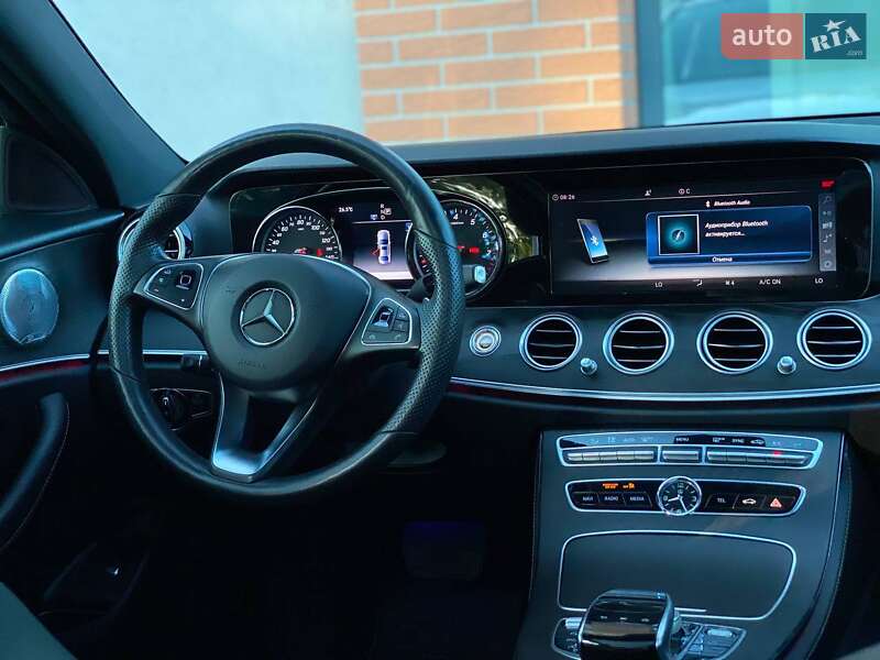 Седан Mercedes-Benz E-Class 2018 в Киеве фото 66 Седан Mercedes-Benz E-Class 2018 в Киеве