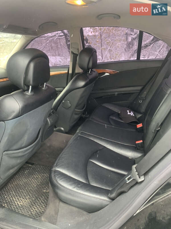 Седан Mercedes-Benz E-Class 2003 в Львові