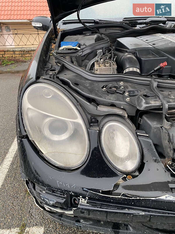 Седан Mercedes-Benz E-Class 2005 в Києві