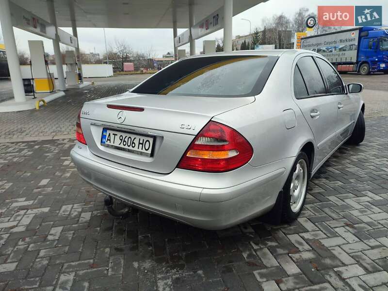 Седан Mercedes-Benz E-Class 2003 в Коломые