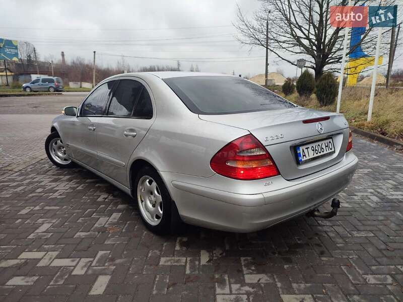 Седан Mercedes-Benz E-Class 2003 в Коломые