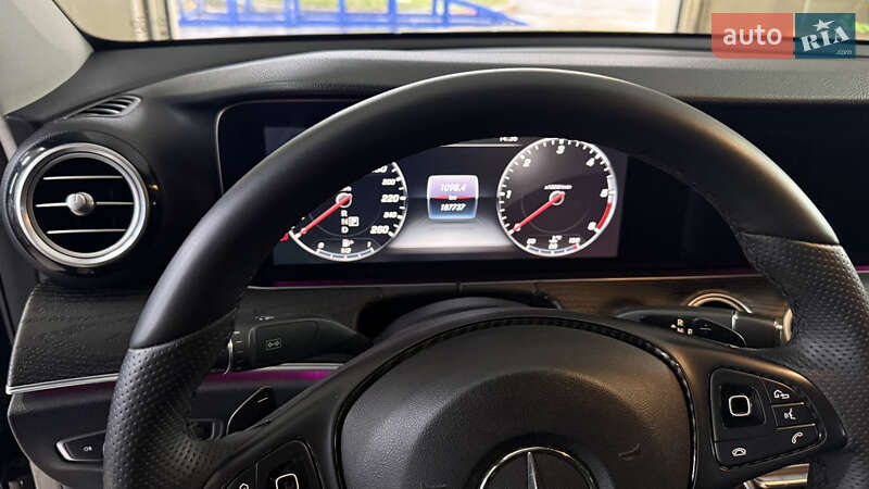 Седан Mercedes-Benz E-Class 2016 в Киеве