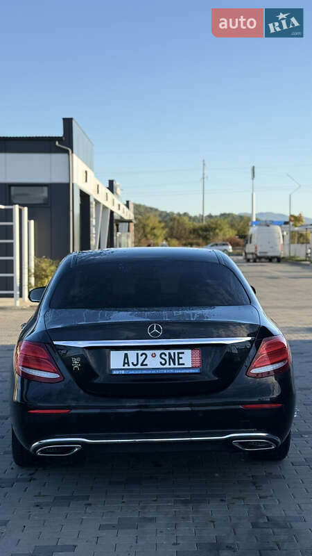 Седан Mercedes-Benz E-Class 2012 в Тячеві