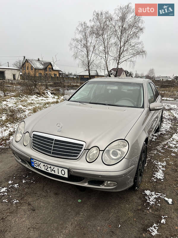 Mercedes-Benz E-Class 2003