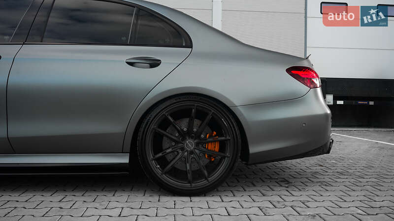 Седан Mercedes-Benz E-Class 2019 в Львове