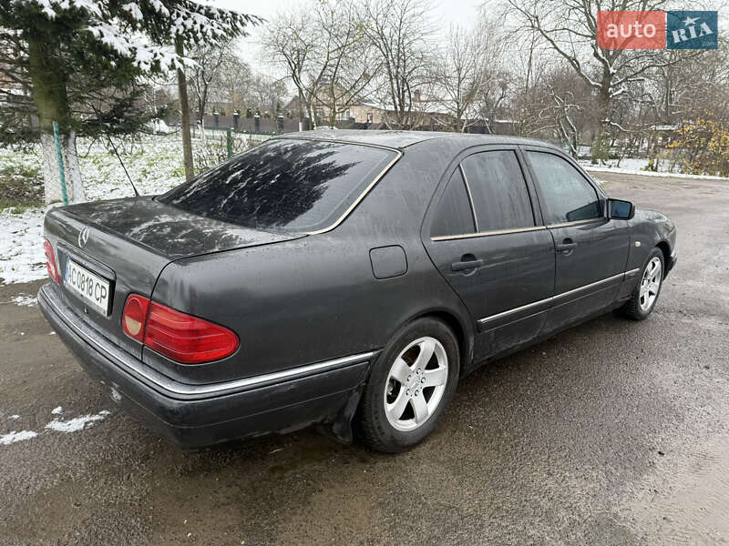 Седан Mercedes-Benz E-Class 1996 в Луцке фото 6 Седан Mercedes-Benz E-Class 1996 в Луцке