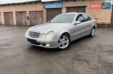 Седан Mercedes-Benz E-Class 2004 в Рокитном