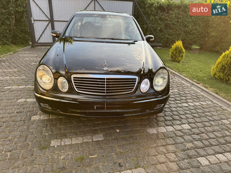 Седан Mercedes-Benz E-Class 2005 в Вінниці