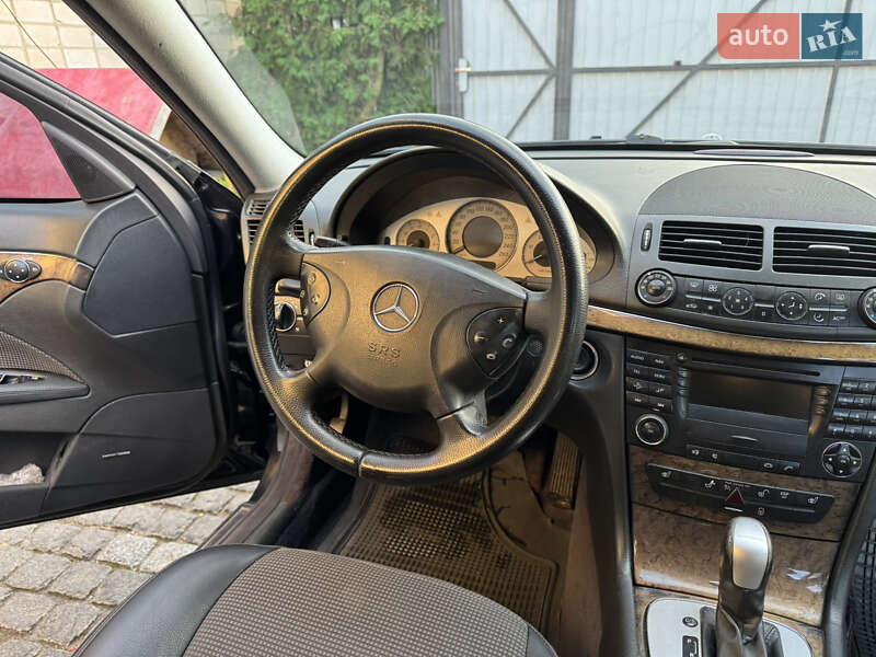 Седан Mercedes-Benz E-Class 2005 в Вінниці