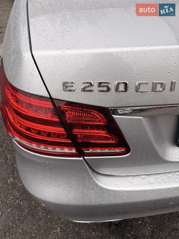 Седан Mercedes-Benz E-Class 2014 в Києві