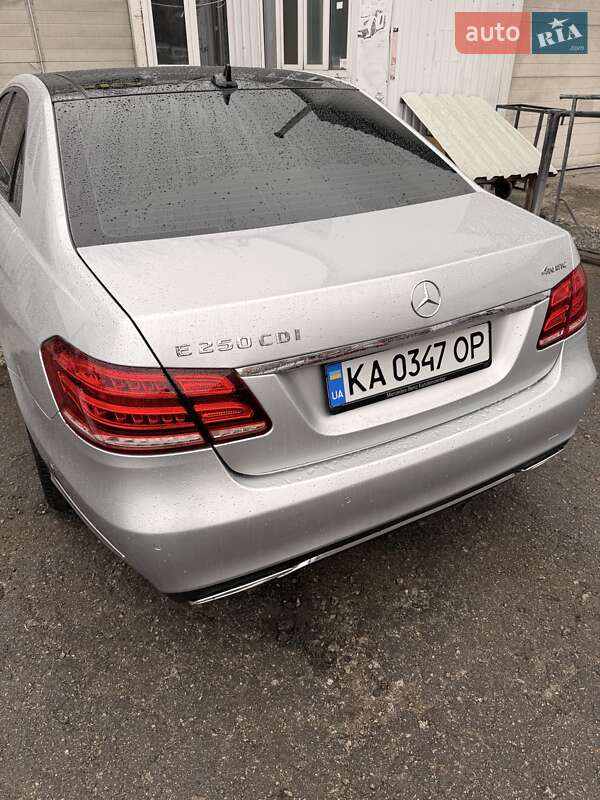 Седан Mercedes-Benz E-Class 2014 в Києві