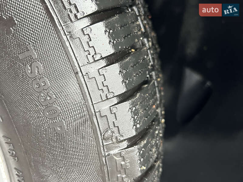 Седан Mercedes-Benz E-Class 2007 в Львове