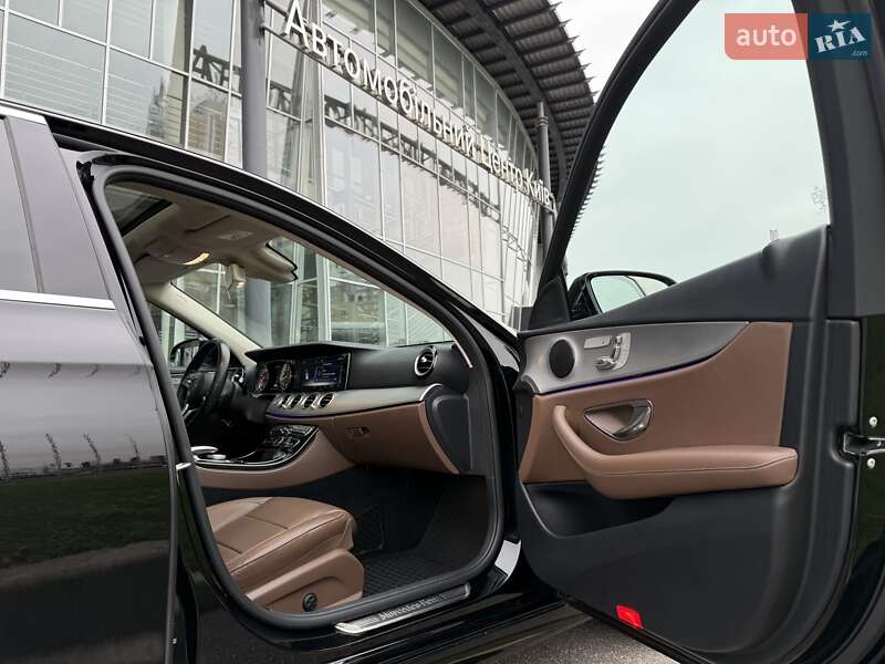 Седан Mercedes-Benz E-Class 2018 в Киеве