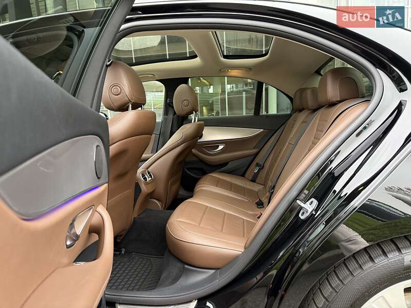 Седан Mercedes-Benz E-Class 2018 в Киеве
