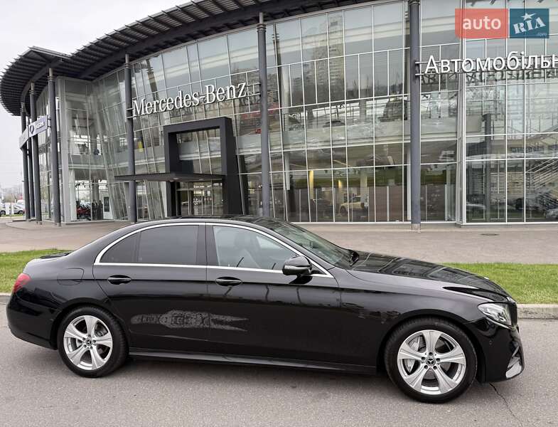 Седан Mercedes-Benz E-Class 2018 в Киеве