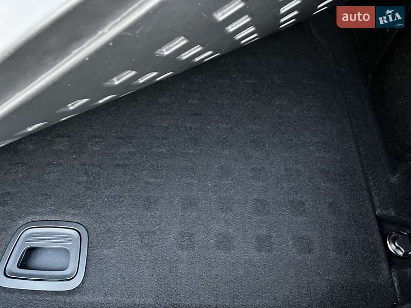 Седан Mercedes-Benz E-Class 2018 в Киеве