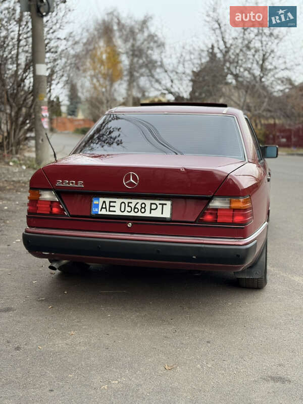 Седан Mercedes-Benz E-Class 1993 в Днепре фото 3 Седан Mercedes-Benz E-Class 1993 в Днепре