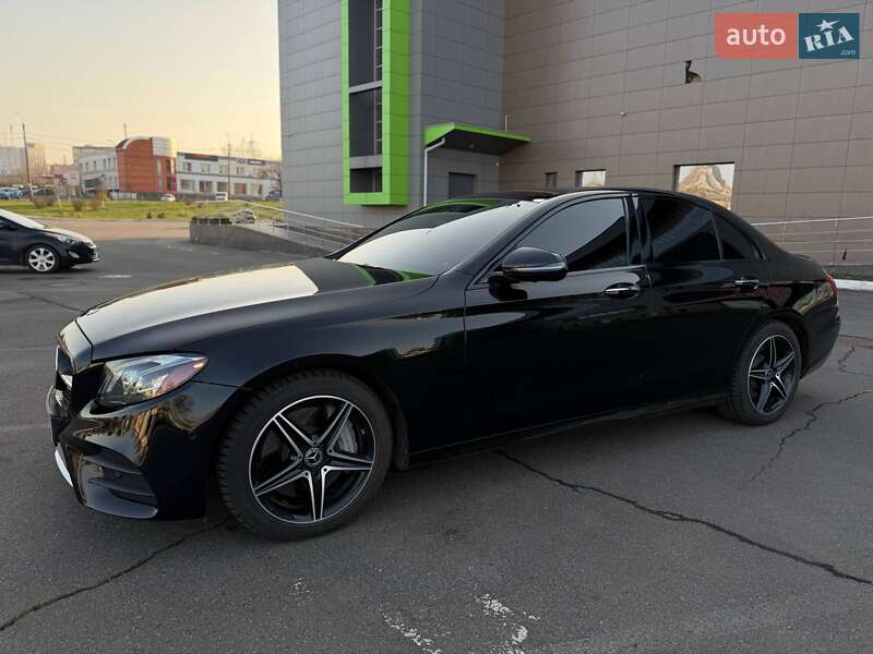 Седан Mercedes-Benz E-Class 2018 в Кривом Роге