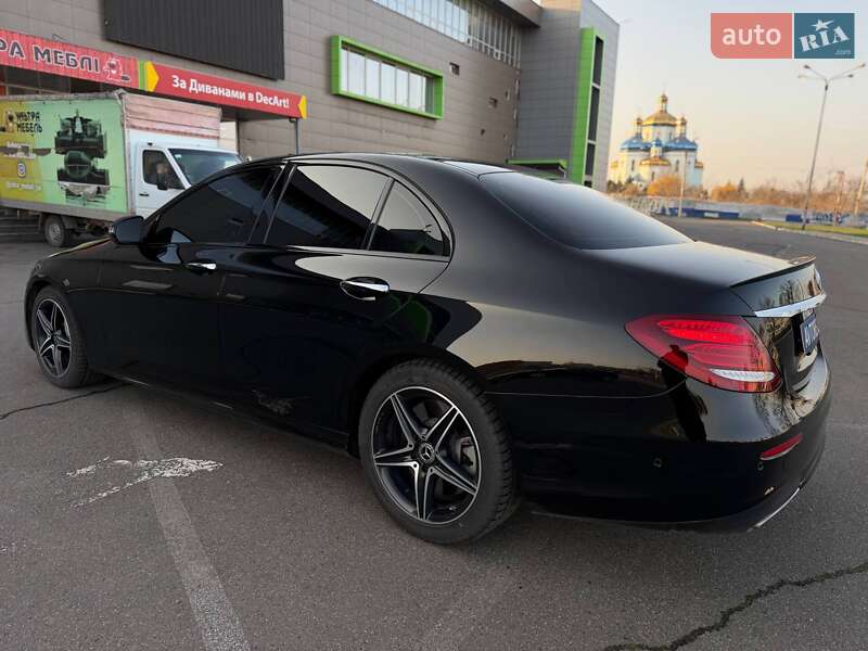 Седан Mercedes-Benz E-Class 2018 в Кривом Роге
