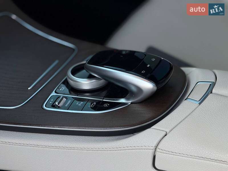 Седан Mercedes-Benz E-Class 2018 в Кривом Роге